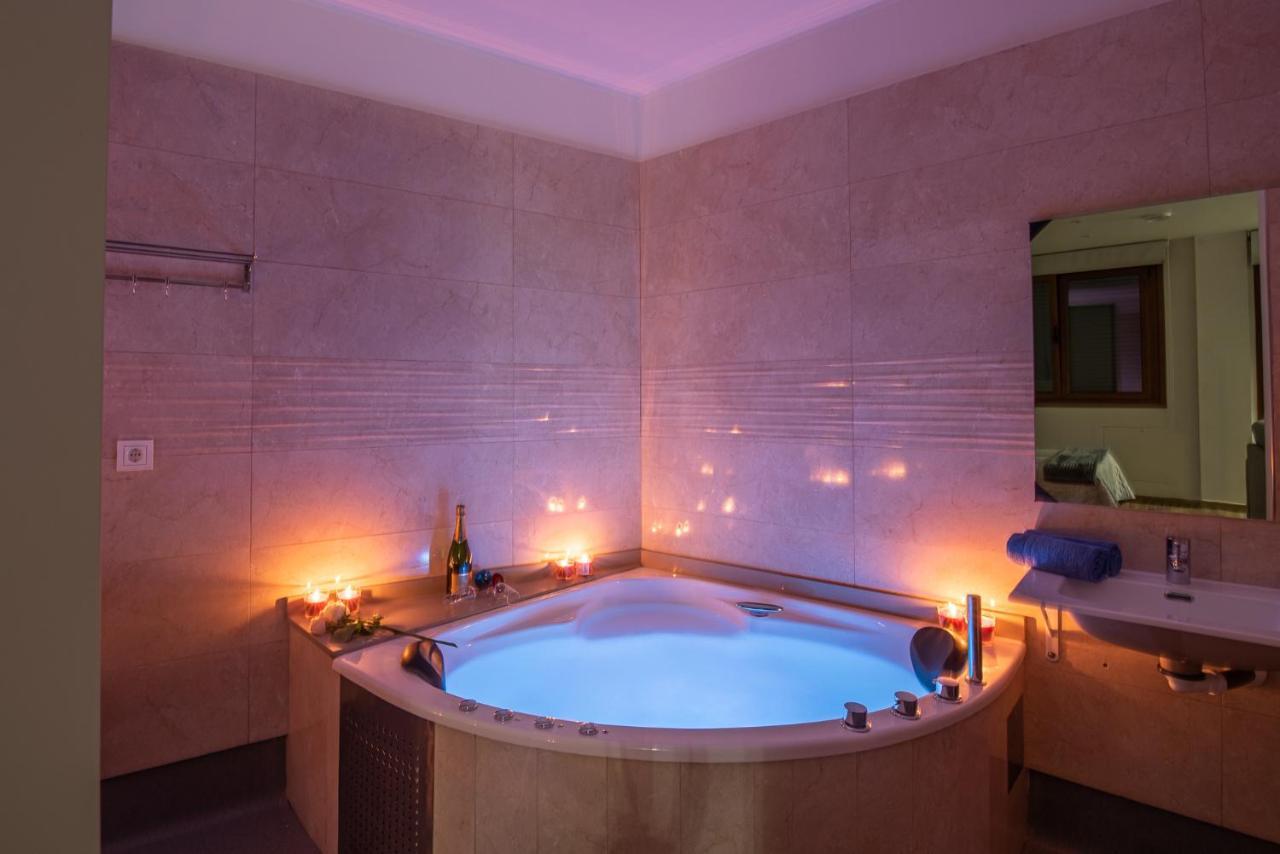 Apartamentos Spa Las Caldas Y Spa El Balneario Oviedo Kültér fotó