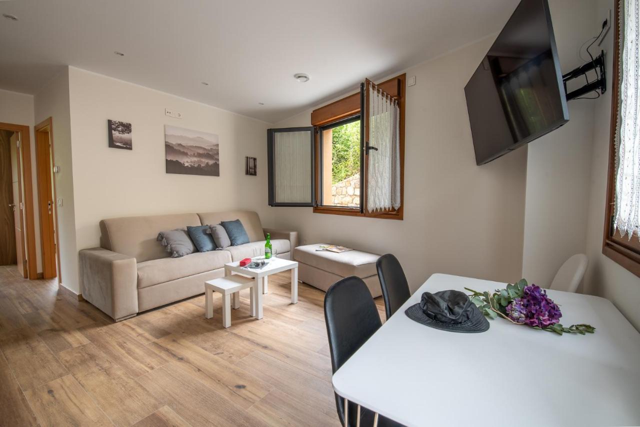 Apartamentos Spa Las Caldas Y Spa El Balneario Oviedo Kültér fotó